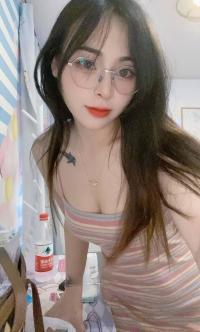 性感嫩妹子