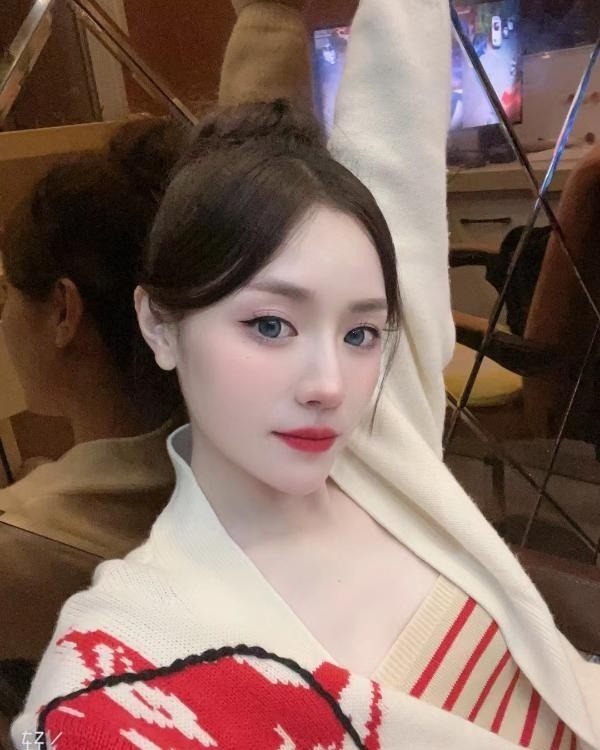 南开颜控中项77姐