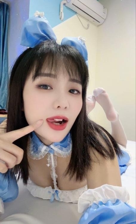 风情万种大胸花花