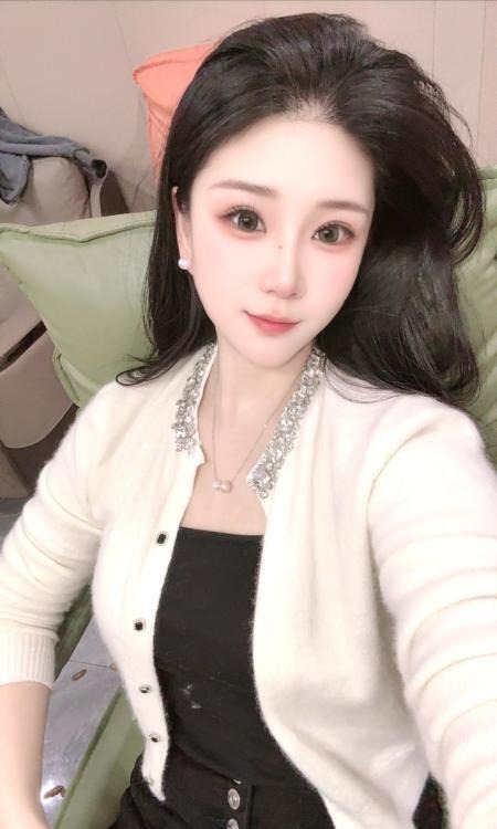 坂田 宝儿